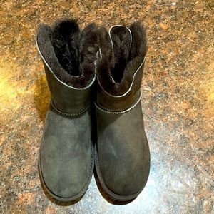 Ugg Mini Bailey Bow II Women’s Suede Boots